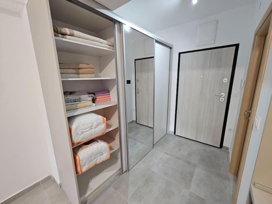 Milo Apartment スコピエ エクステリア 写真